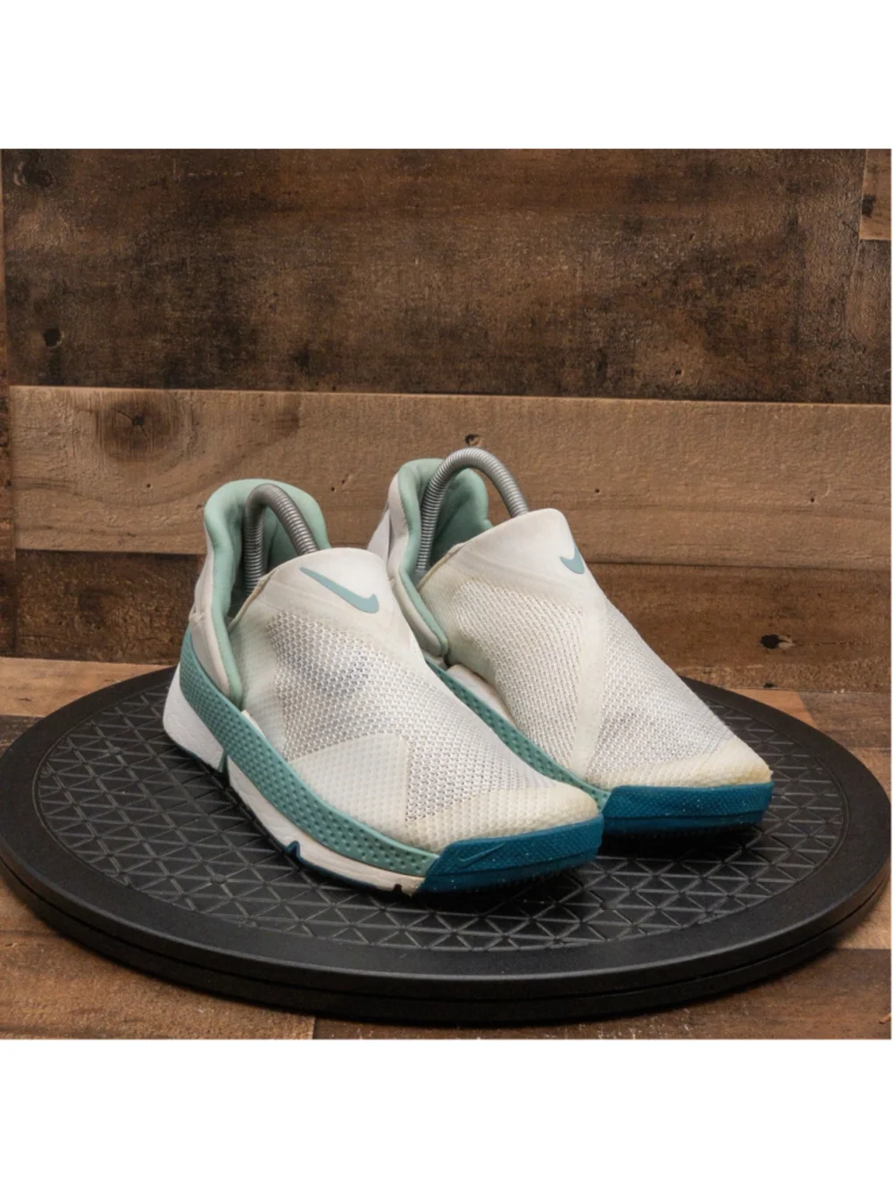 NIKE GO FLYEASE WOMENS ATHLETIC SHOES SLIP ON WHITE TEAL RUNNING WALKING SZ 7.5